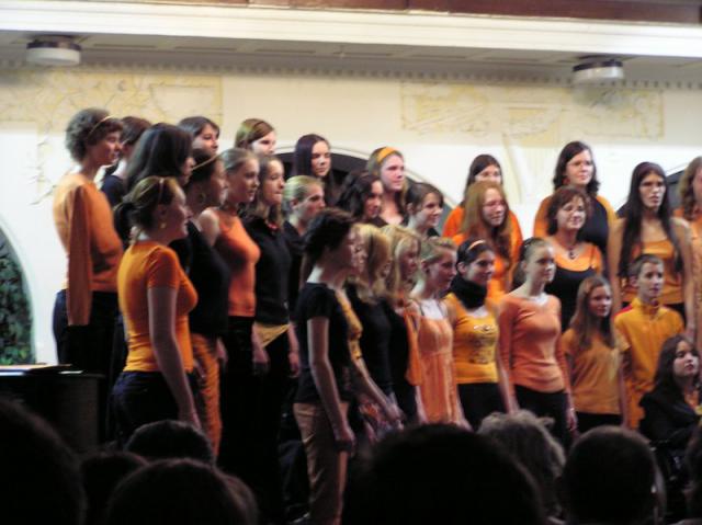 2007-04-12 Absolvenťák